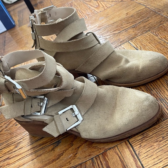 ZARA woman suede cut out strappy boot - Picture 2 of 14